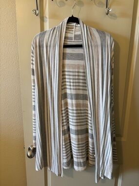 Soft Surroundings Cream and Gray Striped Open Cardigan Medium